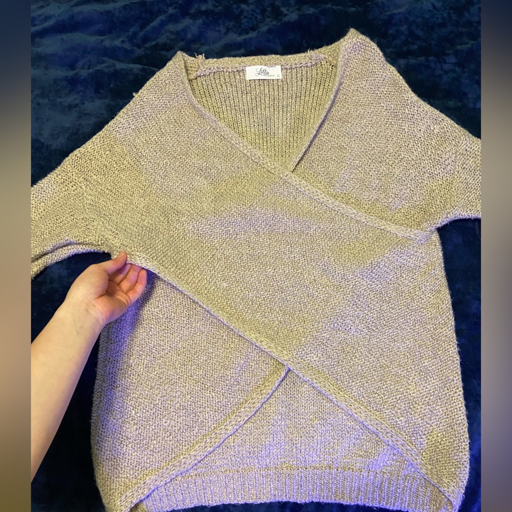 Lillie Avenue Boutique cozy sweater- size L